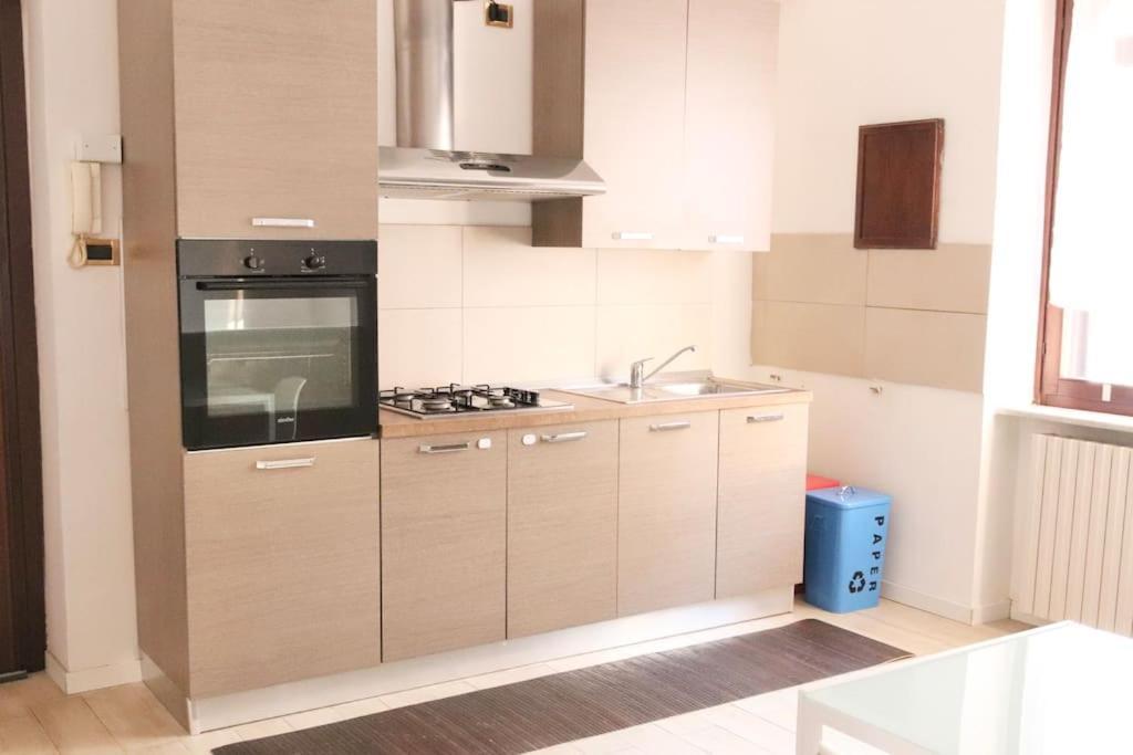 Chic And Comfortable In Apartment *
